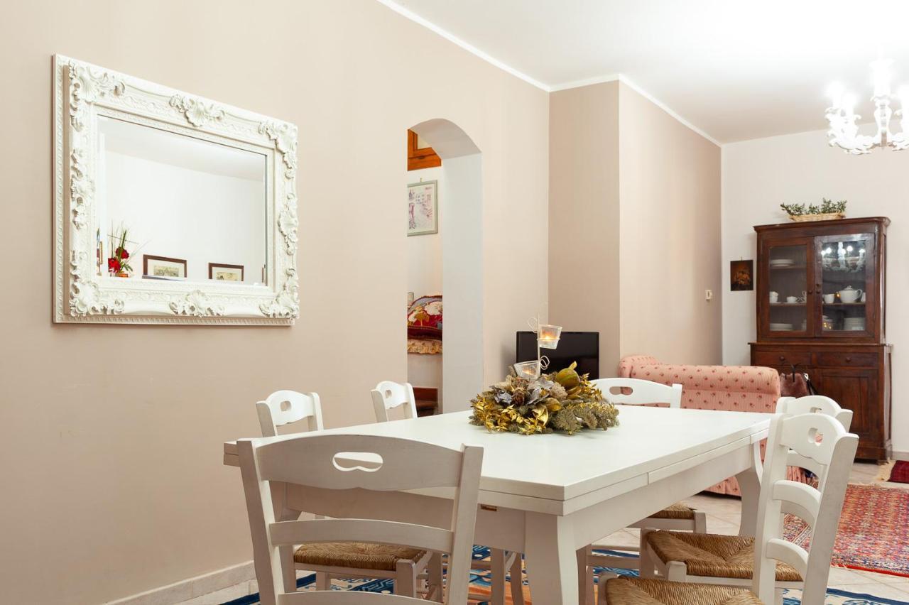Favoloso Appartamento In Villa Monterosi Экстерьер фото