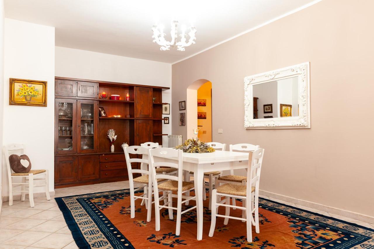 Favoloso Appartamento In Villa Monterosi Экстерьер фото