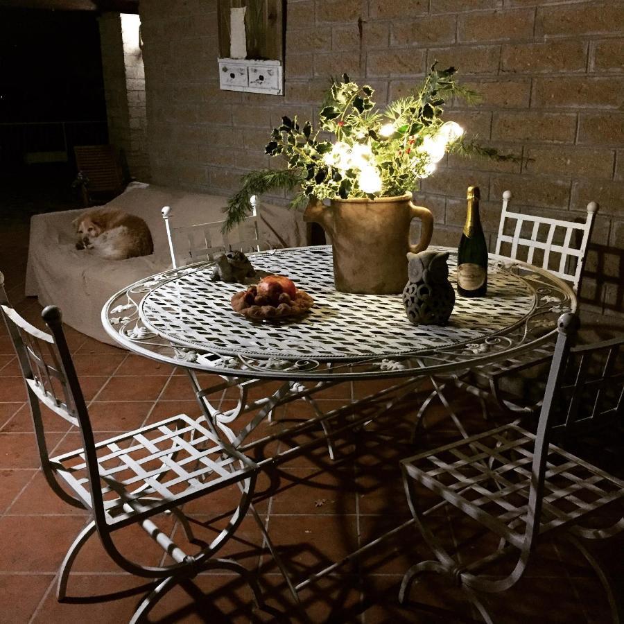 Favoloso Appartamento In Villa Monterosi Экстерьер фото