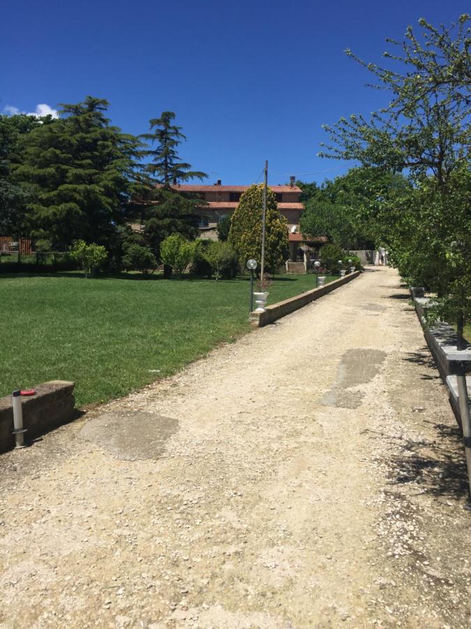 Favoloso Appartamento In Villa Monterosi Экстерьер фото